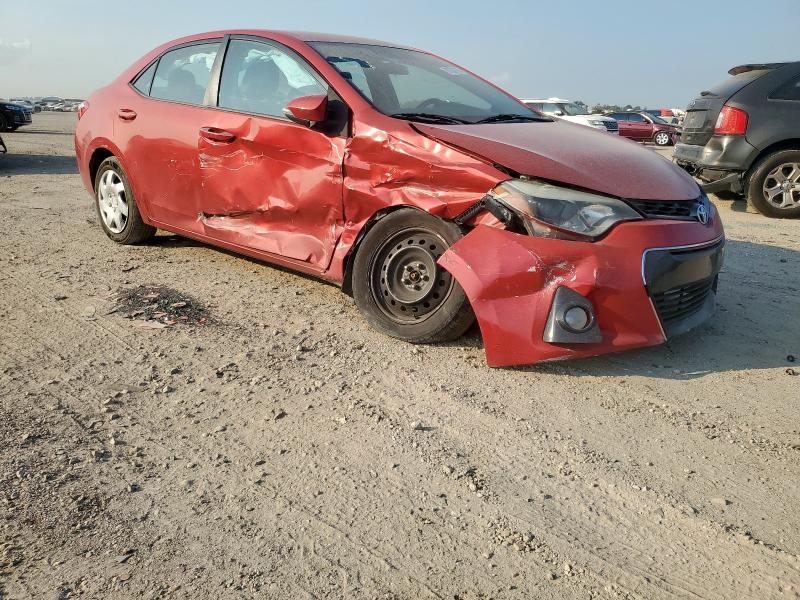 5YFBURHE4GP455497 - 2016 TOYOTA COROLLA L RED photo 4