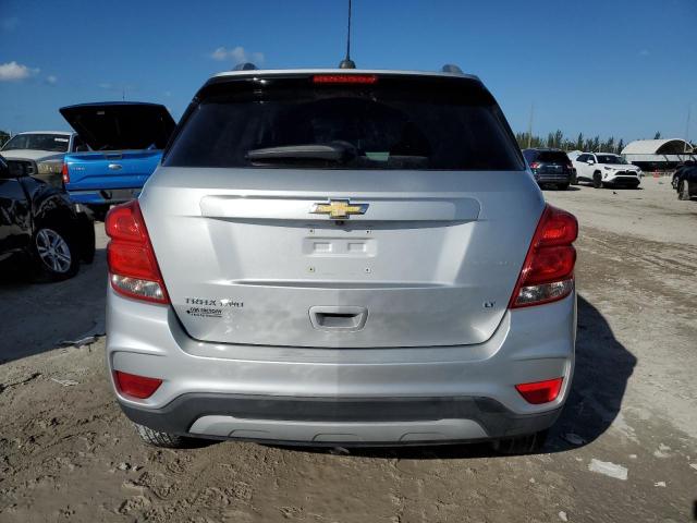 3GNCJPSB4HL171437 - 2017 CHEVROLET TRAX 1LT SILVER photo 6