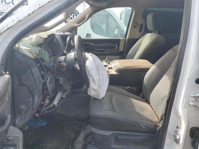 3C7WRNFL1LG105258 - 2020 RAM 5500 أبيض صورة 7