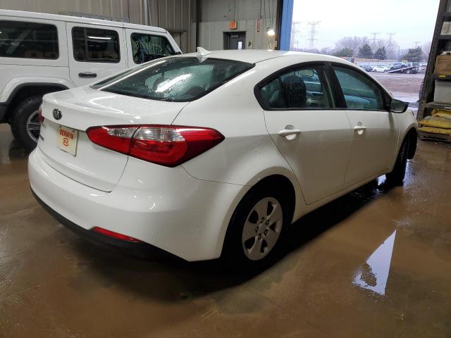 KNAFK4A65G5507842 - 2016 KIA FORTE LX WHITE photo 3