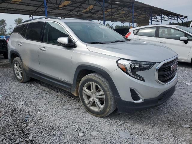 3GKALMEV1JL333145 - 2018 GMC TERRAIN SLE فضي صورة 4