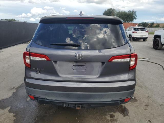 5FNYF5H17KB015577 - 2019 HONDA PILOT LX GRAY photo 6