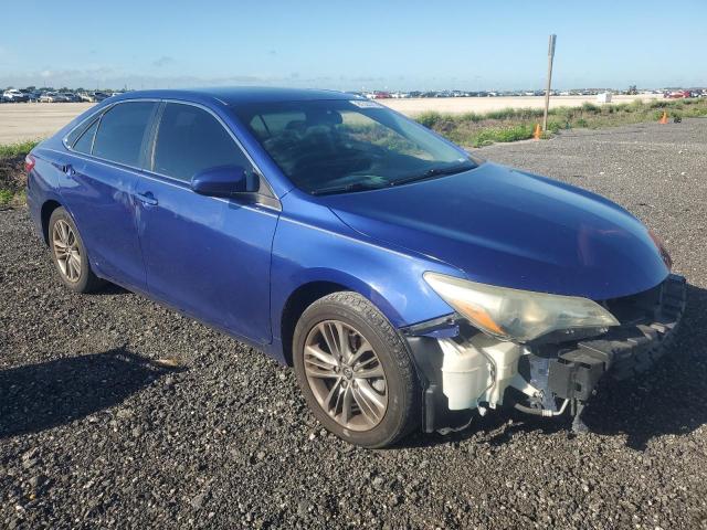 4T1BF1FK2GU550854 - 2016 TOYOTA CAMRY LE ლურჯი ფოტო 4