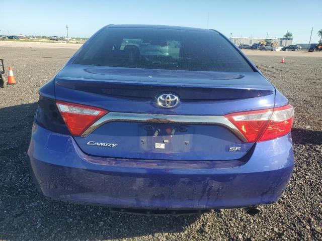 4T1BF1FK2GU550854 - 2016 TOYOTA CAMRY LE ლურჯი ფოტო 6