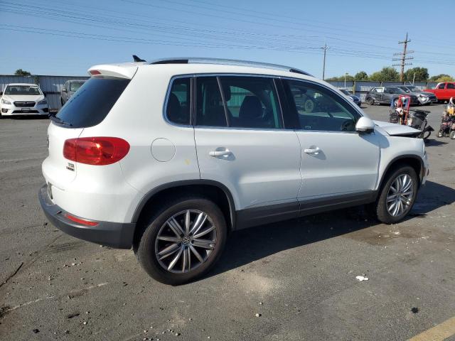 WVGBV7AX4GW604037 - 2016 VOLKSWAGEN TIGUAN S WHITE photo 3