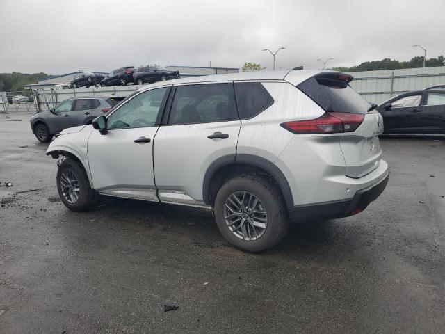 5N1BT3ABXRC720706 - 2024 NISSAN ROGUE S 银色 照片 2