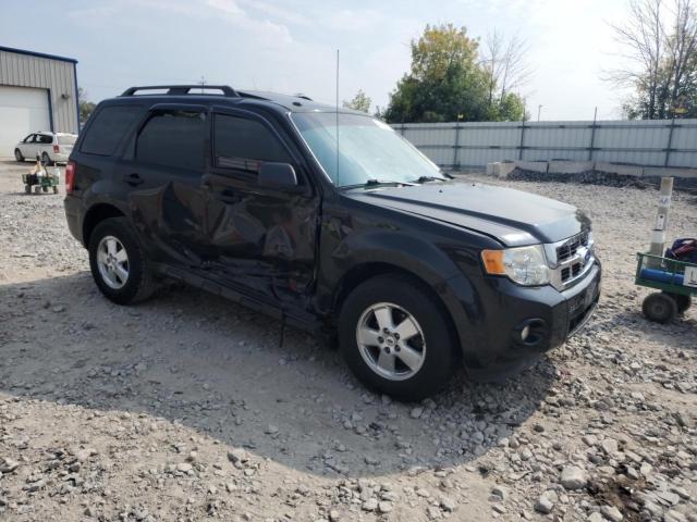 1FMCU0D7XBKC41057 - 2011 FORD ESCAPE XLT BLACK photo 4
