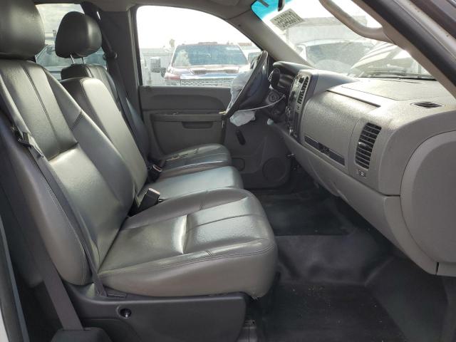 1GC2CVCG3BZ228594 - 2011 CHEVROLET SILVERADO C2500 HEAVY DUTY WHITE photo 5