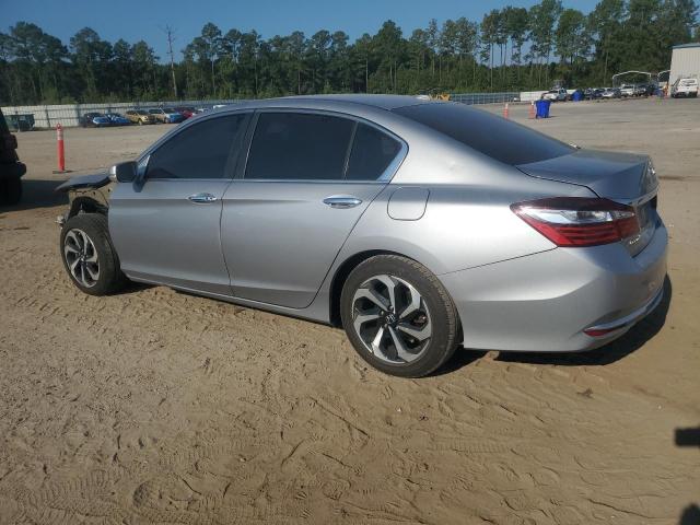 1HGCR2F87HA048937 - 2017 HONDA ACCORD EXL 银色 照片 2