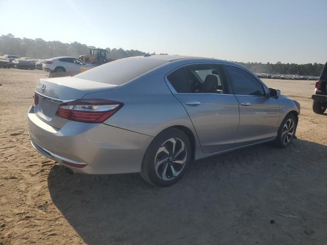 1HGCR2F87HA048937 - 2017 HONDA ACCORD EXL 银色 照片 3