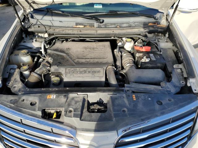 2LMHJ5AT3KBL02003 - 2019 LINCOLN MKT CREAM photo 11
