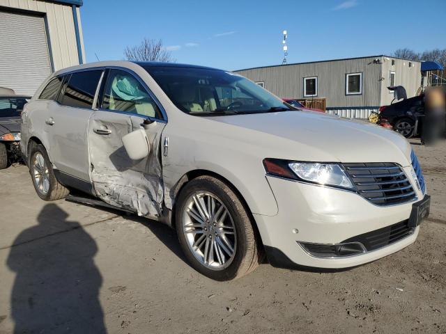 2LMHJ5AT3KBL02003 - 2019 LINCOLN MKT CREAM photo 4