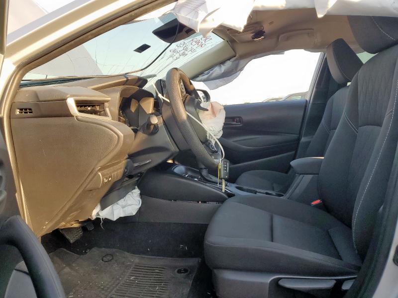 JTDBCMFE0S3079939 - 2025 TOYOTA COROLLA LE SILVER photo 7