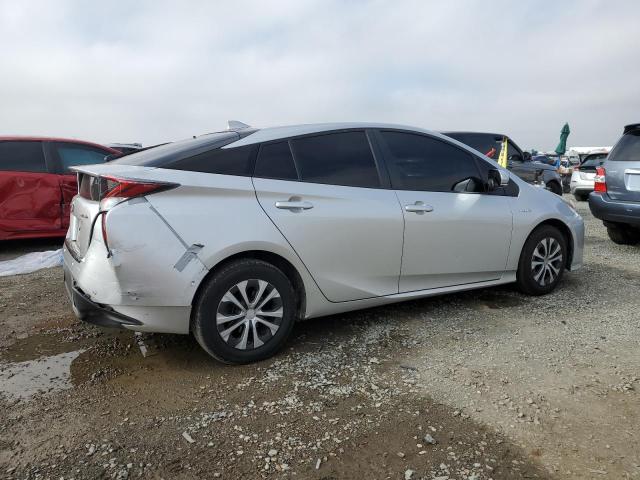JTDKARFU2H3543770 - 2017 TOYOTA PRIUS SILVER photo 3