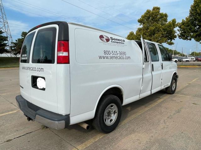 1GCZGHFG9J1344136 - 2018 CHEVROLET EXPRESS G3 Ақ фото 4