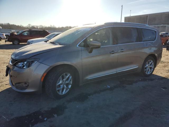 2C4RC1EG2JR234500 - 2018 CHRYSLER PACIFICA TOURING L PLUS TAN photo 1