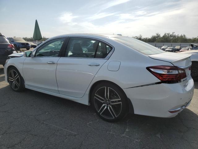 1HGCR3F91GA025246 - 2016 HONDA ACCORD TOURING WHITE photo 2