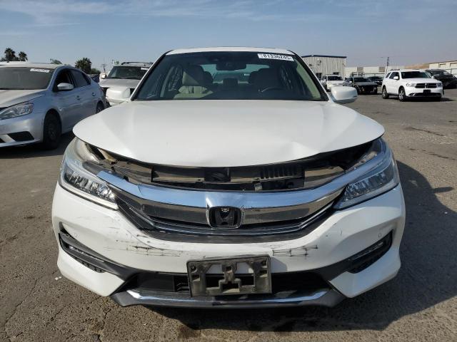 1HGCR3F91GA025246 - 2016 HONDA ACCORD TOURING WHITE photo 5