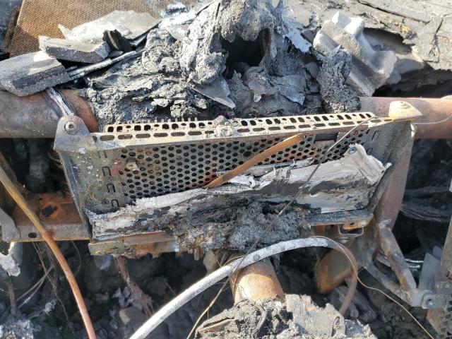 5YJSA1E17GF133587 - 2016 TESLA MODEL S 烧焦的 照片 9