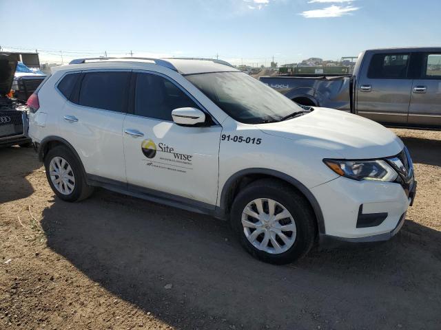 KNMAT2MV8HP572286 - 2017 NISSAN ROGUE S WHITE photo 4