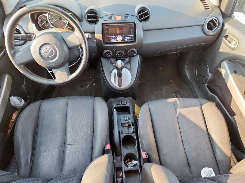 JM1DE1KZ4C0145065 - 2012 MAZDA MAZDA2 SILVER photo 8