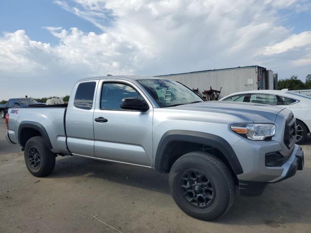 3TYRZ5CN0NT020341 - 2022 TOYOTA TACOMA ACCESS CAB فضي صورة 4