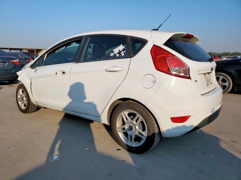 3FADP4EJ1JM106192 - 2018 FORD FIESTA SE 白色 照片 2