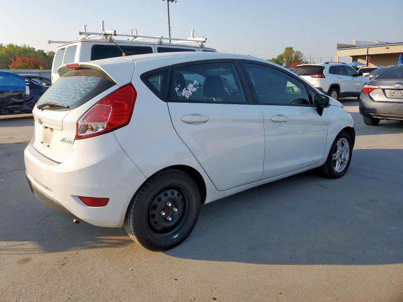 3FADP4EJ1JM106192 - 2018 FORD FIESTA SE 白色 照片 3