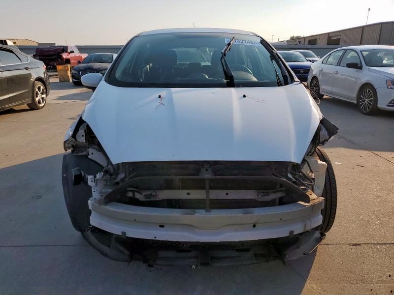 3FADP4EJ1JM106192 - 2018 FORD FIESTA SE 白色 照片 5