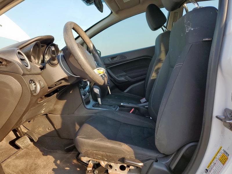 3FADP4EJ1JM106192 - 2018 FORD FIESTA SE 白色 照片 7