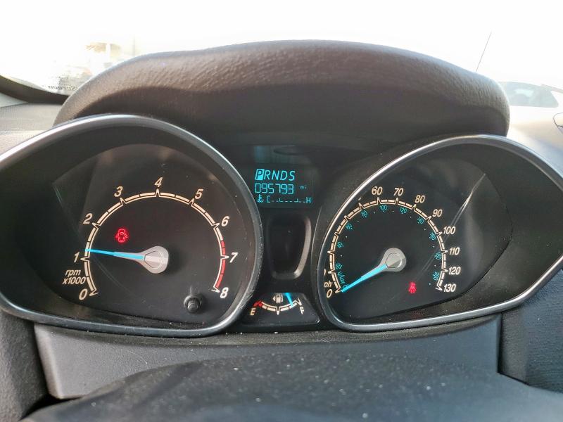 3FADP4EJ1JM106192 - 2018 FORD FIESTA SE 白色 照片 9