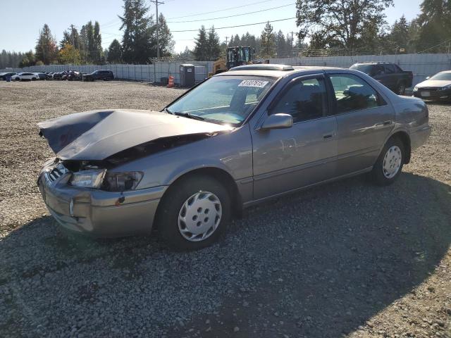1999 TOYOTA CAMRY LE, 