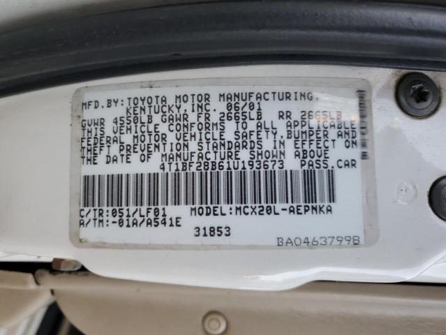 4T1BF28B61U193673 - 2001 TOYOTA AVALON XL WHITE photo 13