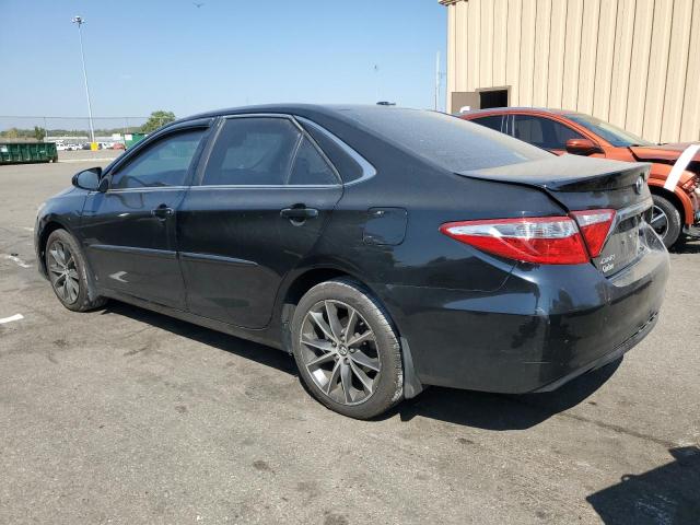 4T1BF1FKXHU674260 - 2017 TOYOTA CAMRY LE BLACK photo 2