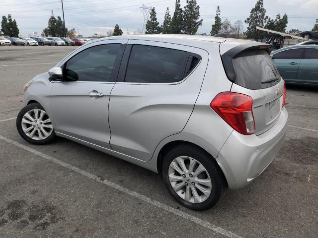 KL8CF6SA5GC637441 - 2016 CHEVROLET SPARK 2LT SILVER photo 2