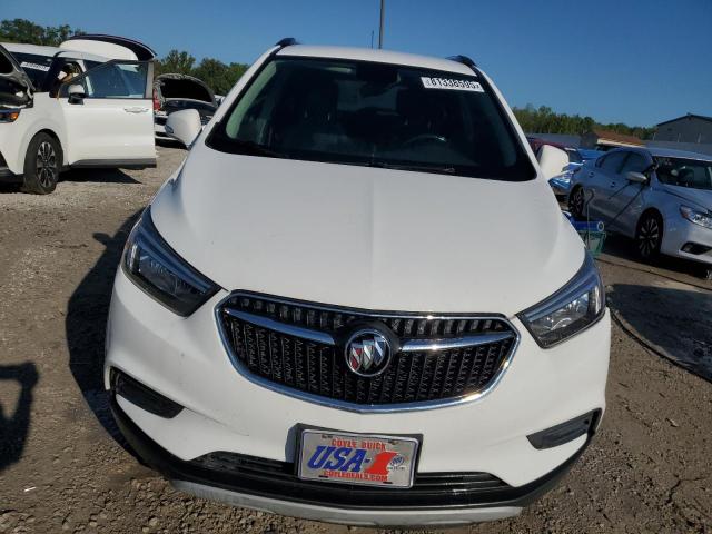 KL4CJASB5JB646181 - 2018 BUICK ENCORE PREFERRED WHITE photo 5