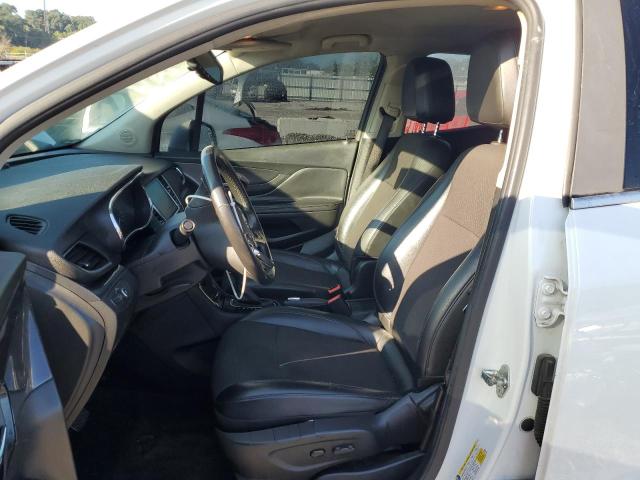 KL4CJASB5JB646181 - 2018 BUICK ENCORE PREFERRED WHITE photo 7