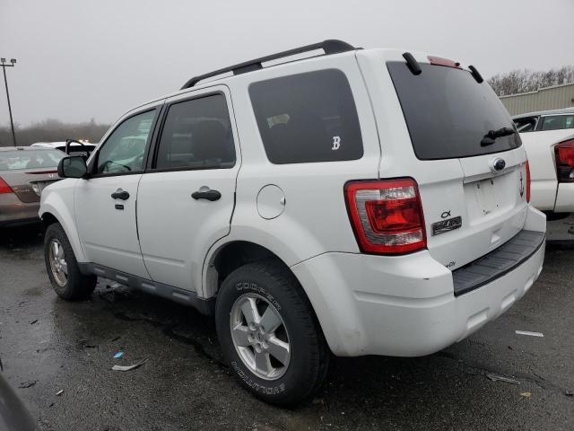 1FMCU9D73CKB94900 - 2012 FORD ESCAPE XLT WHITE photo 2