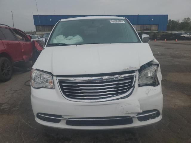 2C4RC1CG4FR540107 - 2015 CHRYSLER TOWN & COU TOURING L WHITE photo 5