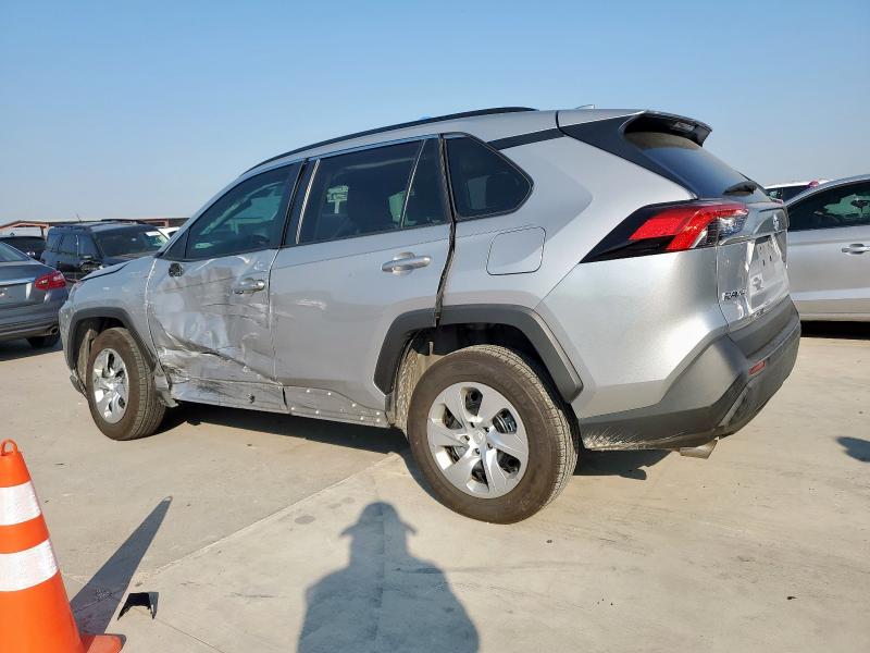 2T3H1RFV2MC113829 - 2021 TOYOTA RAV4 LE Srebrny zdjęcie 2