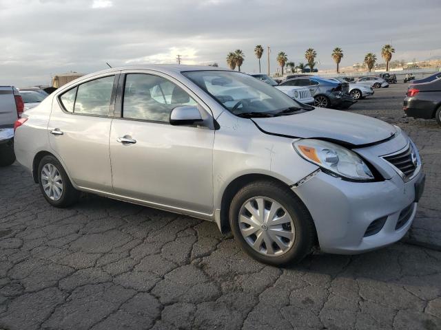 3N1CN7AP7EK464795 - 2014 NISSAN VERSA S SILVER photo 4