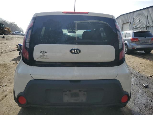 KNDJP3A55F7130383 - 2015 KIA SOUL + WHITE photo 6