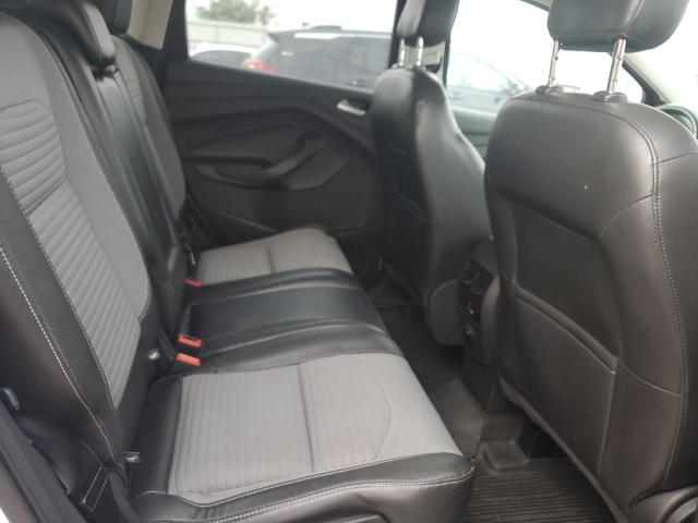 1FMCU9GD7JUB29681 - 2018 FORD ESCAPE SE Blanco foto 11