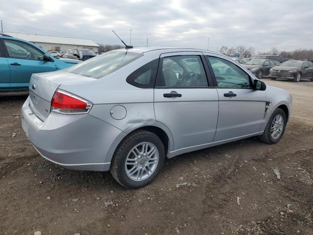 1FAHP35N98W127297 - 2008 FORD FOCUS SE SILVER photo 3