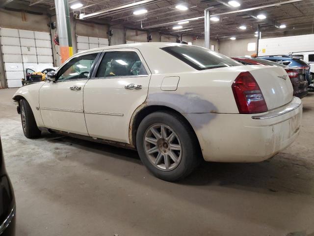 2C3KA63H16H206107 - 2006 CHRYSLER 300C BEIGE photo 2