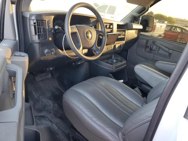 1GCWGBFP3K1156018 - 2019 CHEVROLET EXPRESS G2 Ақ фото 8