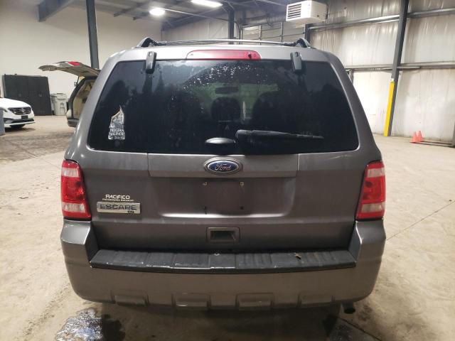 1FMCU9D76BKB00975 - 2011 FORD ESCAPE XLT GRAY photo 6