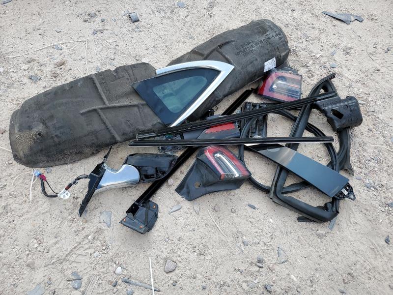 5YJ3E1EA1KF316808 - 2019 TESLA MODEL 3 შავი ფოტო 12