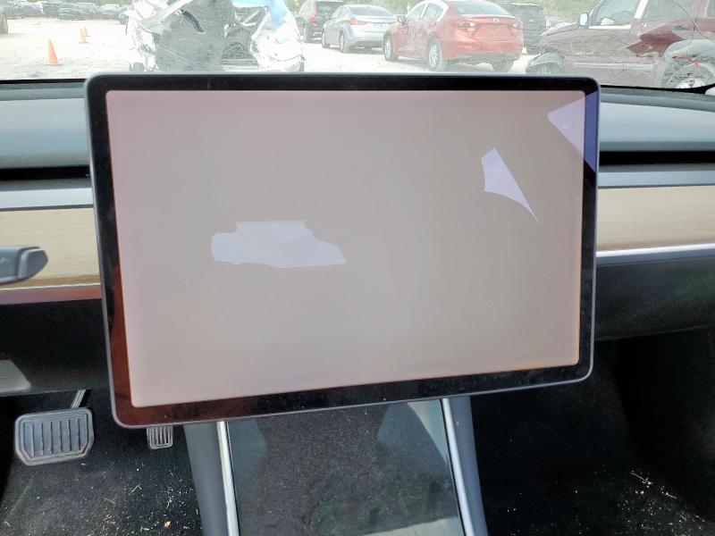 5YJ3E1EA1KF316808 - 2019 TESLA MODEL 3 შავი ფოტო 9