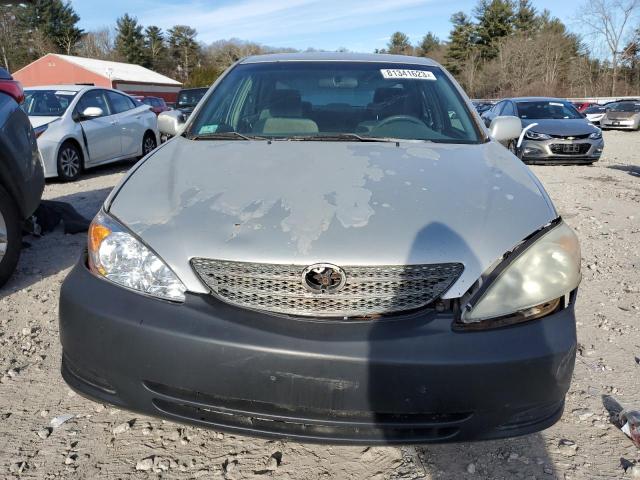 4T1BE32K82U086546 - 2002 TOYOTA CAMRY LE SILVER photo 5